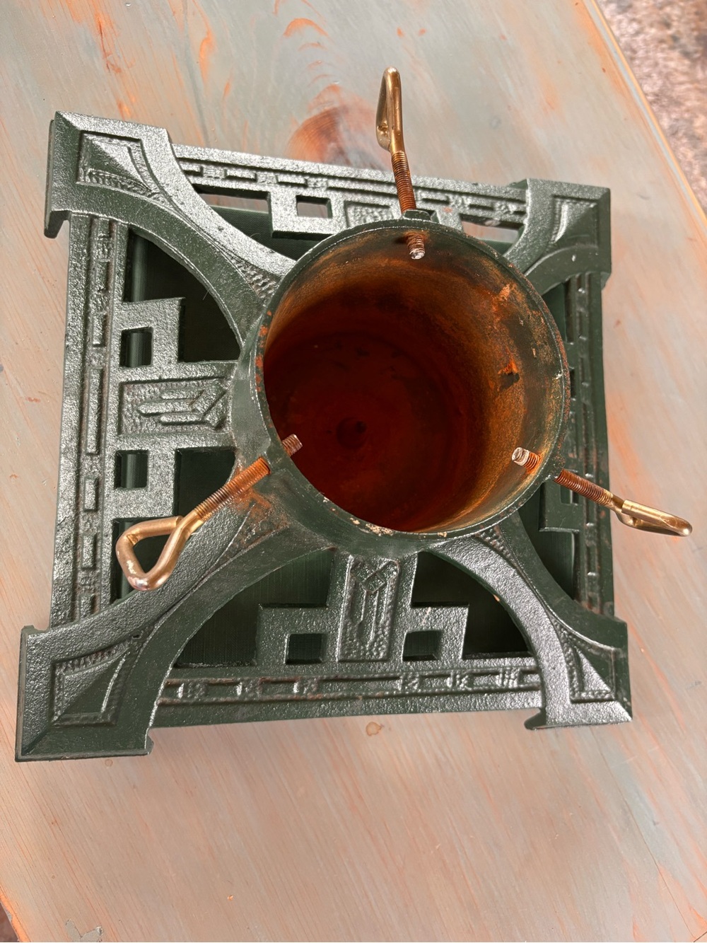 VINTAGE DARK GREEN IRON TREE STAND (Dept 56)